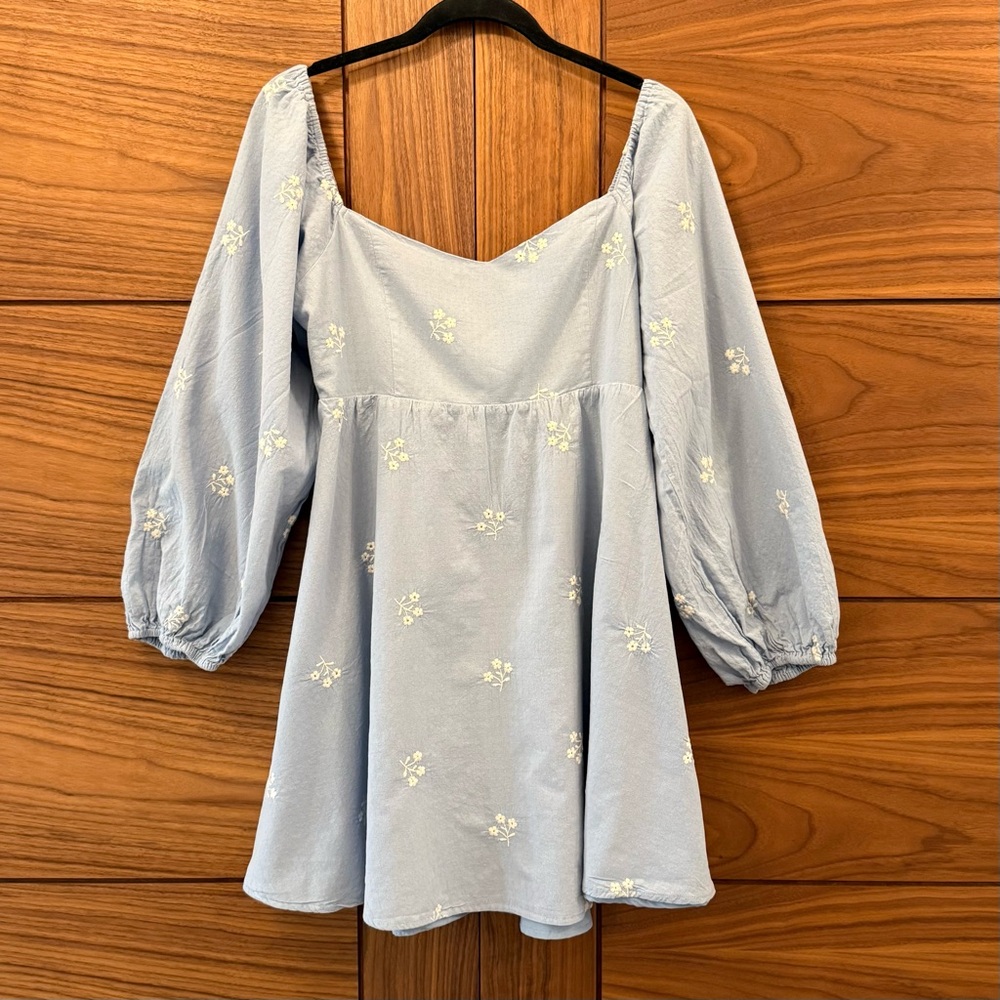 Altar'd State Blue with White Floral Embroidery Balloon Sleeve Mini Dress Large
